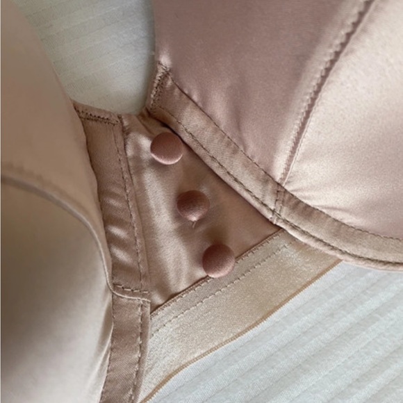 Mia Strapless Push Up Bra with Removable Straps by Aerie - Picture 5 of 9